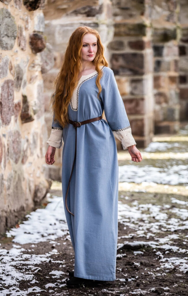 7813 Wikingerkleid „Freya-Sand“, „Freya-taubenblau“ „Freya-grün“ – Bild 6